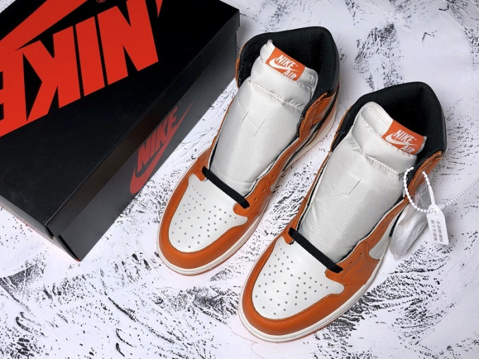 Air Jordan 1 Retro High OG “Reverse Shattered Backboard” 555088-113