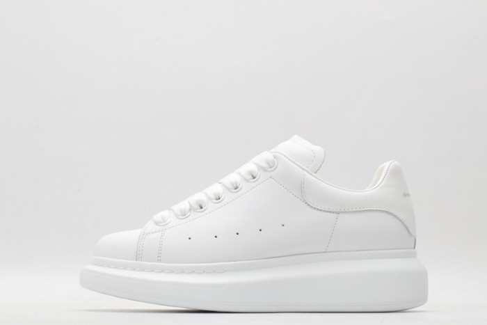 MQ Sneakers